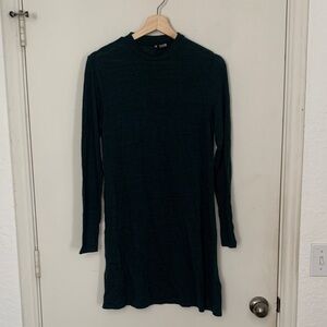 H&M Dark Green Long Sleeve Dress